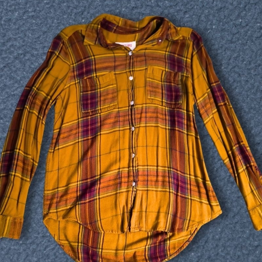 Mossimo Supply Co. Yellow and Purple Plaid Button Down Shirt